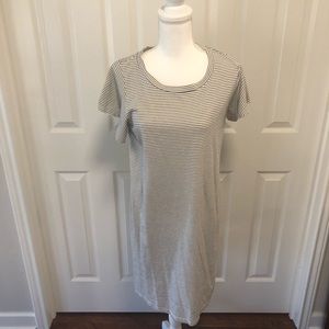 NWT T.La CUTE t shirt dress w flutter sleeves